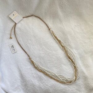 NWT Howard's long beaded necklace white and gold